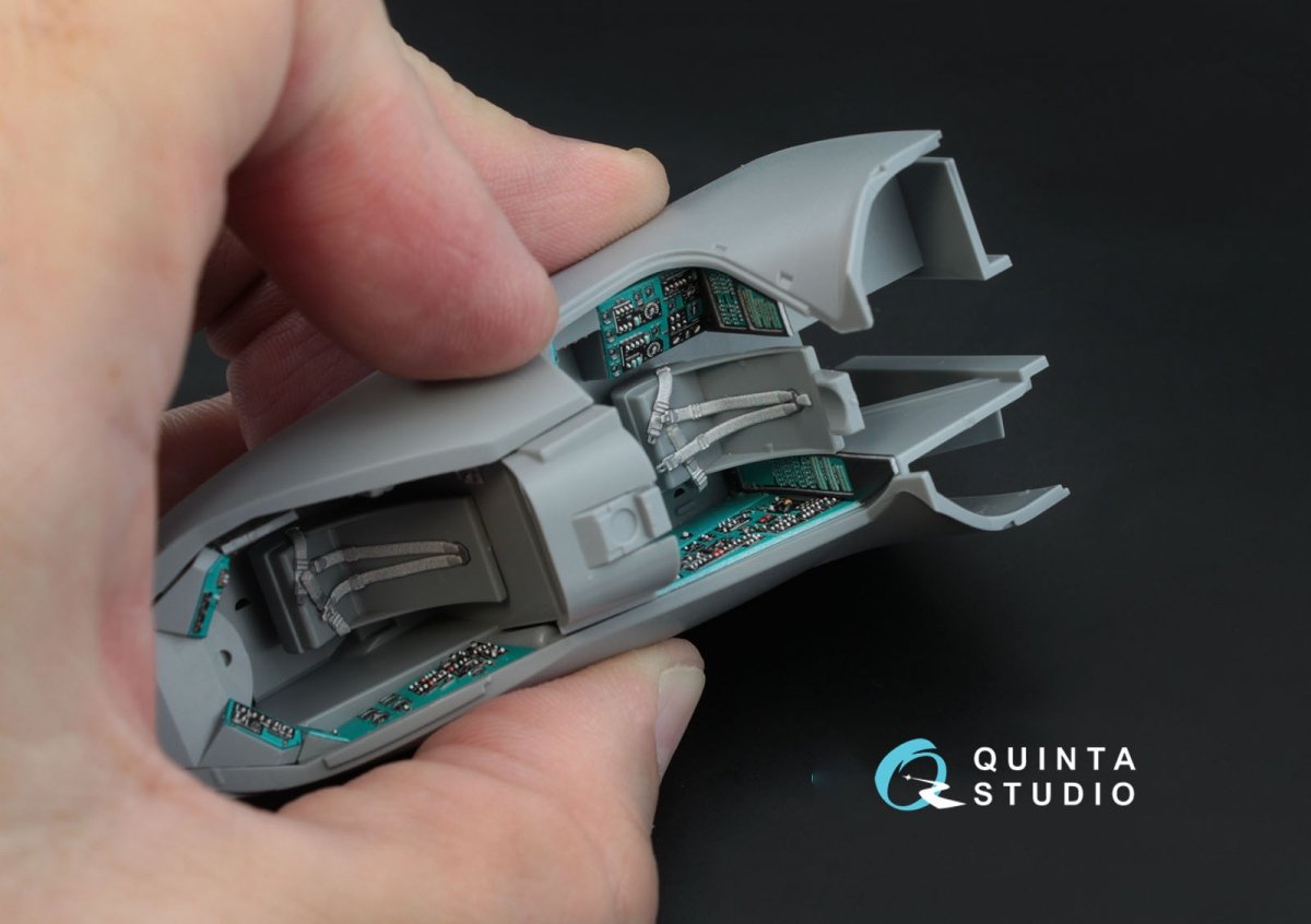 Quinta Studio QD48026 Mi-24V 3D-Printed &amp;amp; coloured Interior on decal paper (for Zvezda kit) 1/48 – Bild 7