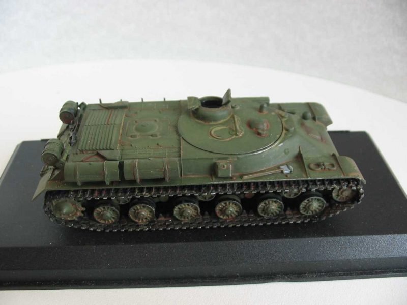 PST 72039 JS-2MT Armored Tow Tractor 1/72 – Bild 3