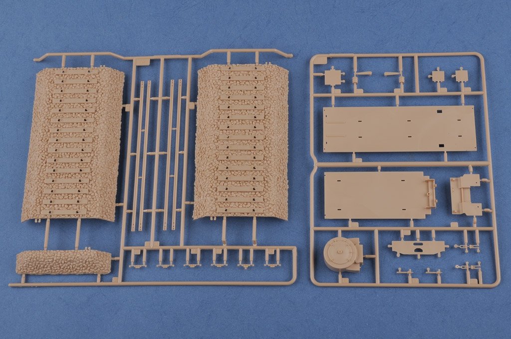 Hobby Boss 82922 German Panzerlok BR57 Armoured Locomotive 1//72 – zdjęcie 5