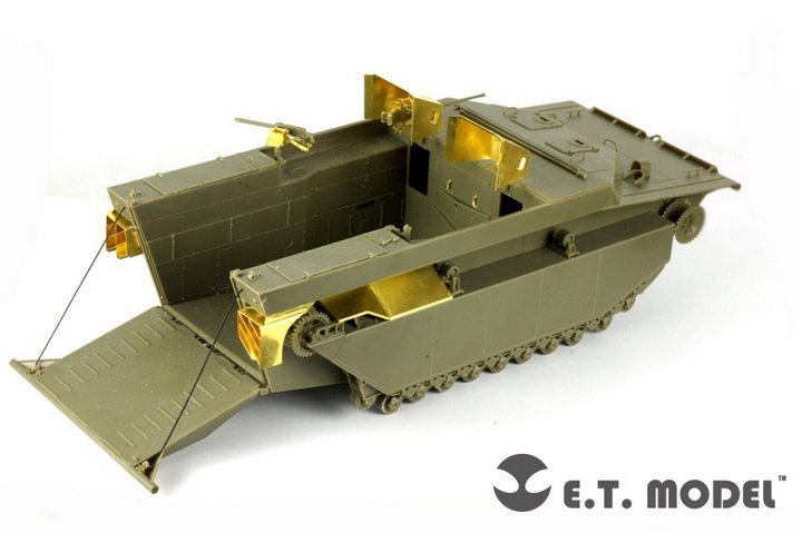 E.T. Model E35-121 U.S. Water Buffalo LVT-4 (Early version) (For AFV 35205) 1/35 – zdjęcie 3