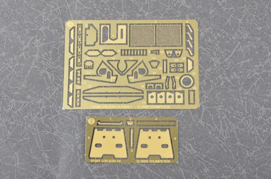 Trumpeter 01593 Russian BTR-70 APC in Afghanistan 1/35 – zdjęcie 11