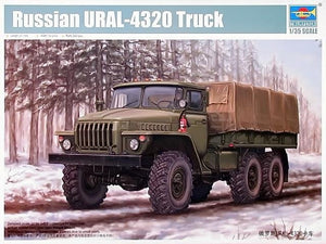 Trumpeter 01012 Russian URAL 4320 Truck 1/35