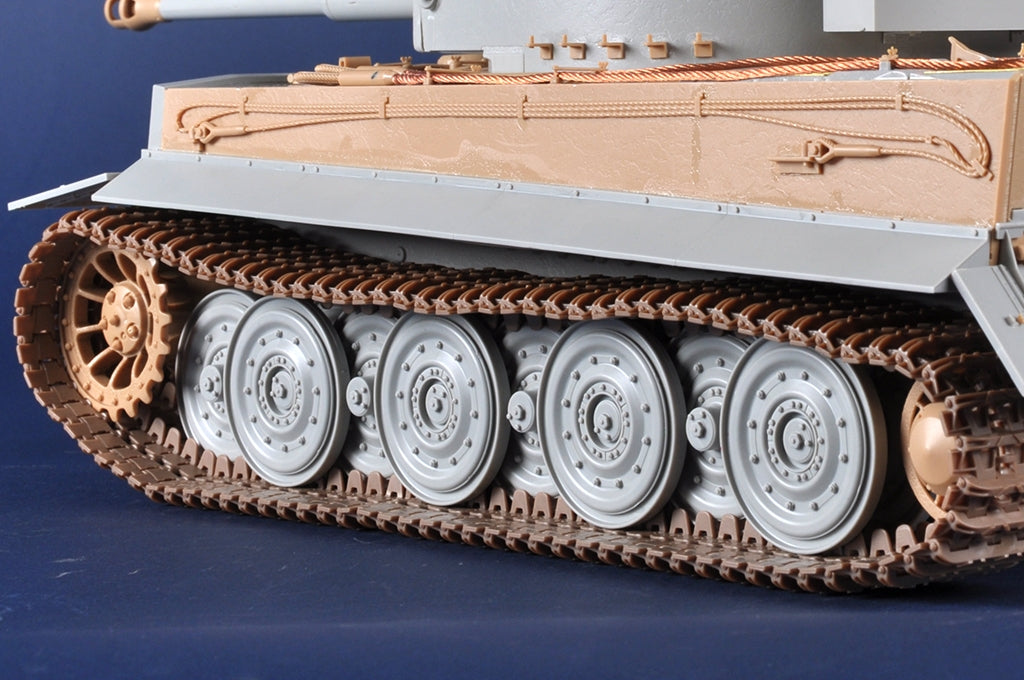Trumpeter 00945 Pz.Kpfw.VI Ausf.E Sd.Kfz. 181 Tiger I Late Production 1/16 – zdjęcie 53