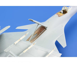 Eduard 73548 Su-33 TRUMPETER 1/72 – zdjęcie 5