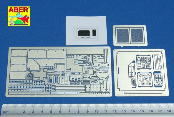 Aber 35152 American M-10 Tank Destroyer Part 2 Interior (ACA) (1/35) – image 2