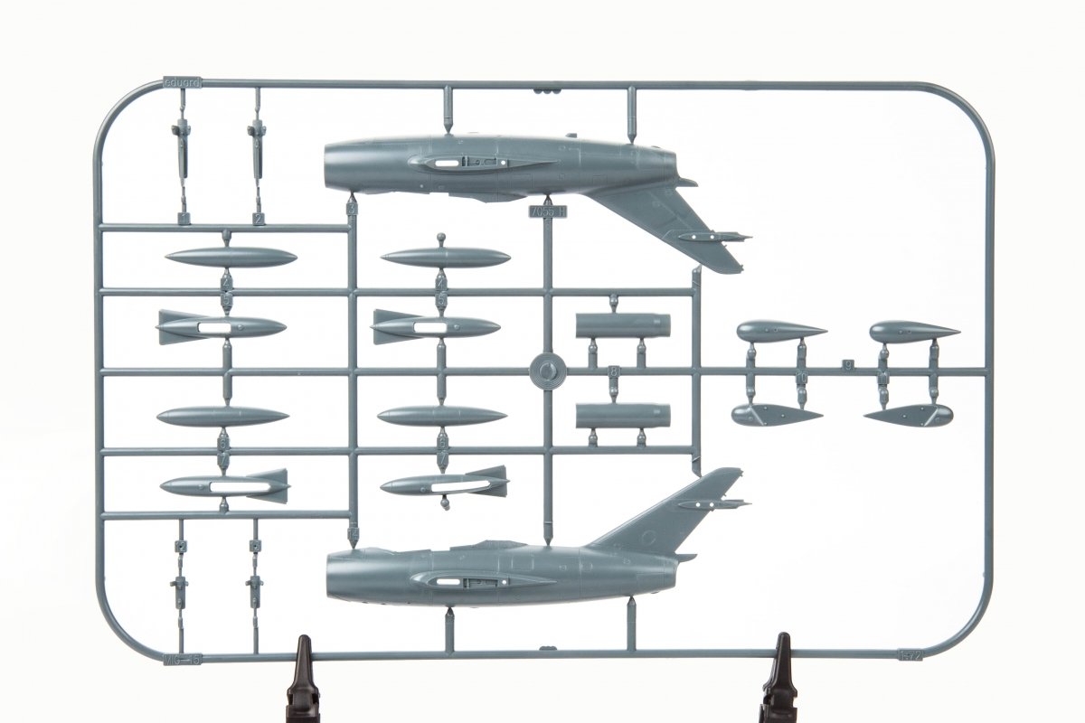 Eduard 7055 UTI MiG-15 1/72 – image 10