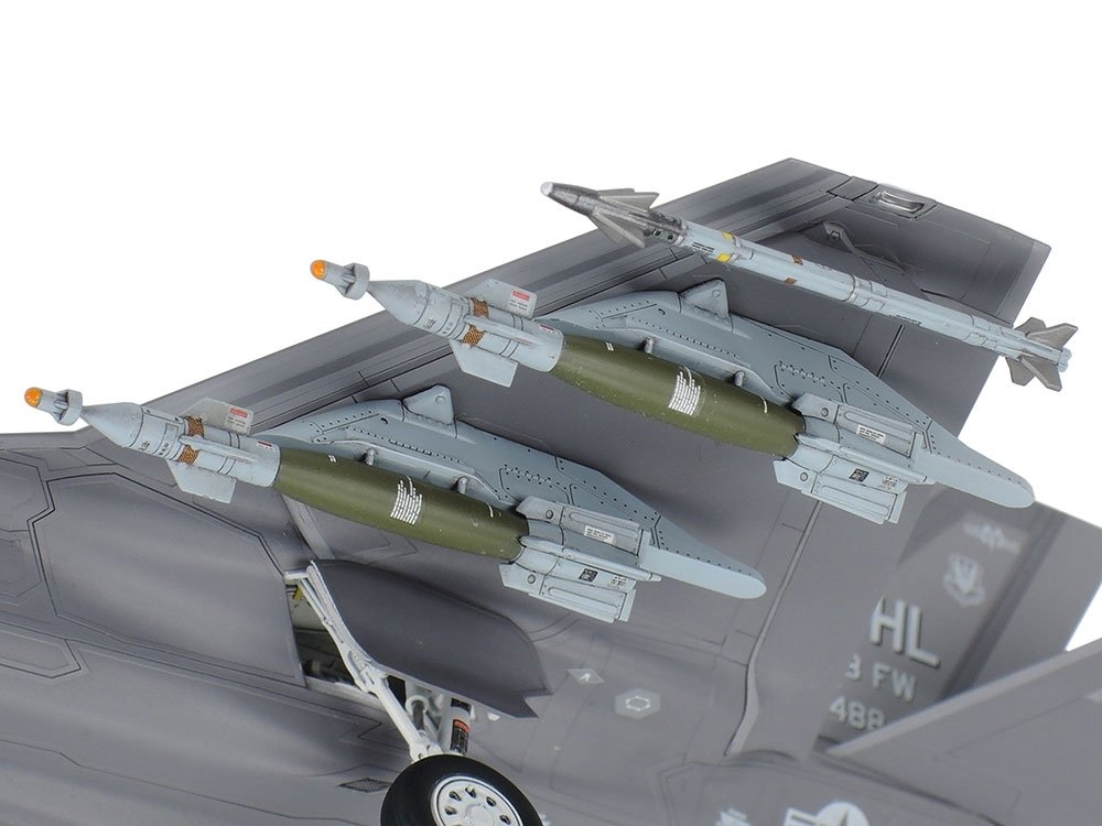 Tamiya 60792 Lockheed Martin F-35A Lightning II 1/72 – zdjęcie 5