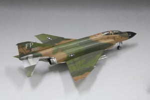 Fine Molds 72846 U.S. Air Force Jet Fighter F-4C “Wolf Pack 1967” 1/72 – zdjęcie 2