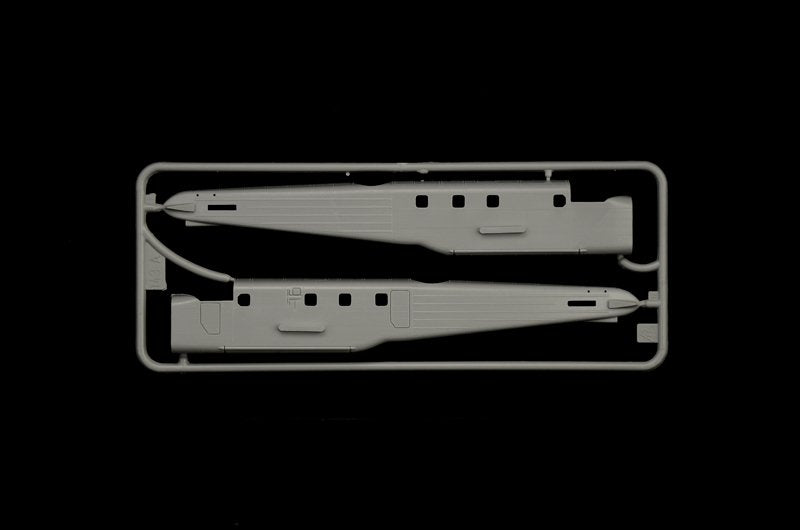 Italeri 1447 Fiat BR.20 Cicogna 1/72 – immagine 7