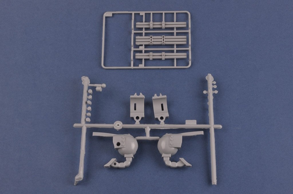 Hobby Boss 81807 UH-1 HUEY B/C 1/18 – zdjęcie 6
