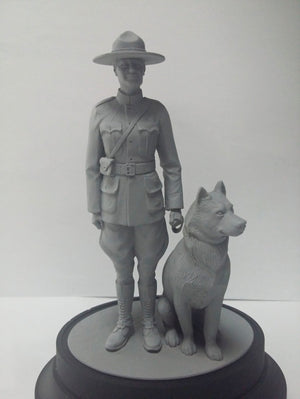 ICM 16008 RCMP Female Officer with dog 1/16 – zdjęcie 2