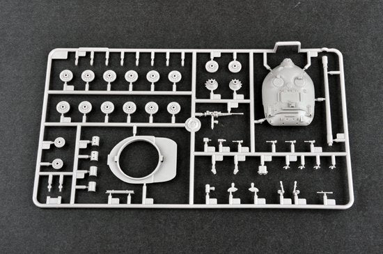 Trumpeter 07136 Soviet JS-7 Tank 1/72 – image 4
