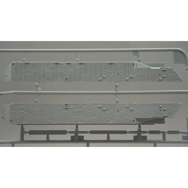 Amusing Hobby 35A057 Elefant - Schwerer Jagdpanzer Sd.Kfz.184 with Zimmerit and FULL INTERIOR 1/35 – image 9