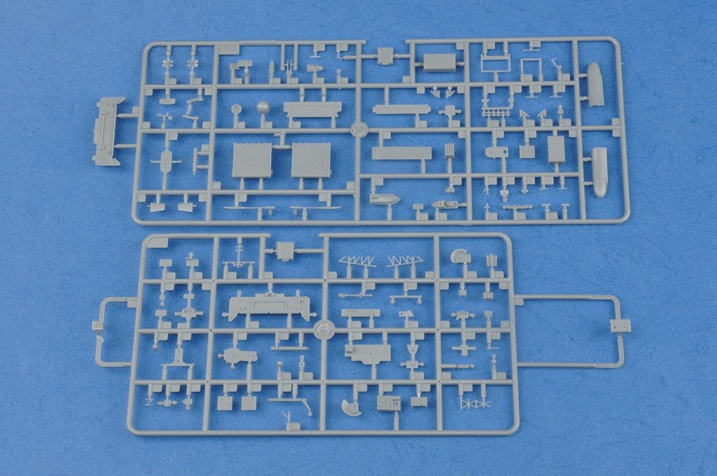Hobby Boss 83408 USS Iwo Jima LHD-7 1/700 – zdjęcie 7