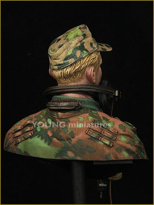 Young Miniatures YM1851 German WAFFEN SS Panzer Officer WWII 1/10 – zdjęcie 5