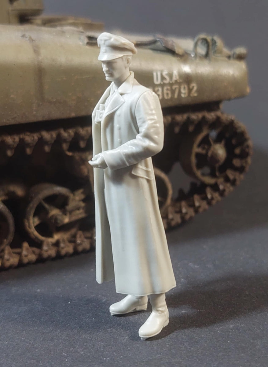 Panzer Art FI35-229 Waffen-SS officer in long coat Normandy 1/35 – immagine 2