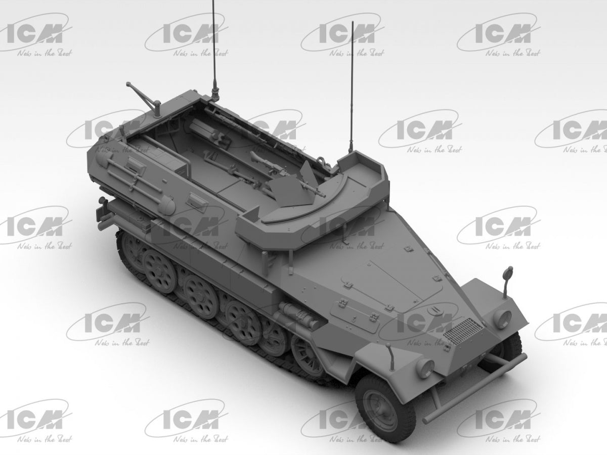 ICM 35105 Beobachtungspanzerwagen Sd.Kfz.251/18 Ausf.A WWII German Observation Vehicle with crew 1/35 – image 7