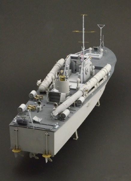 Italeri 5610 British Vosper MTB 1/35 – zdjęcie 8