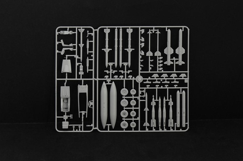 Italeri 2823 F/A-18F U.S. Navy Special Colors 1/48 – zdjęcie 13