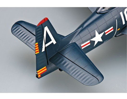 Trumpeter 02248 F8F-2 Bearcat 1/32 – Bild 2