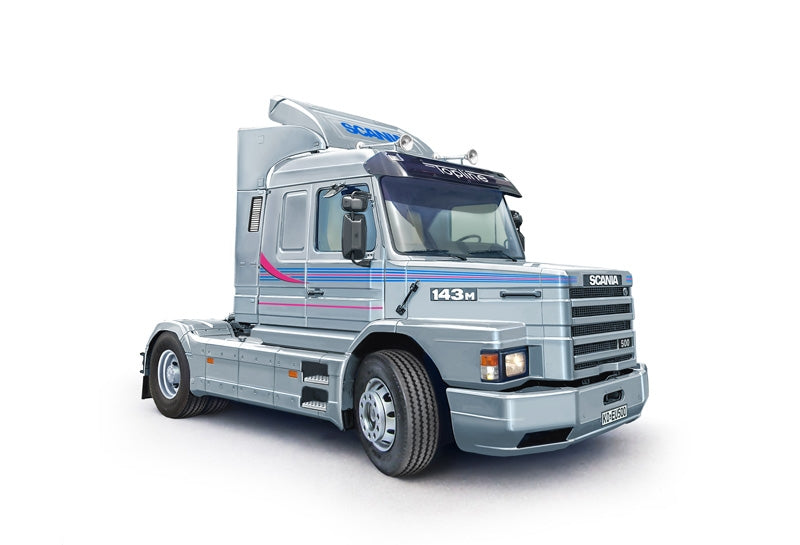 Italeri 0736 SCANIA T 143M 500 Topline 1/24 – zdjęcie 2