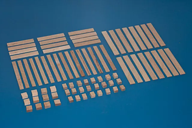 RB Model 35D30 4 x natural wood pallets self assembly kit 1/35 – zdjęcie 5