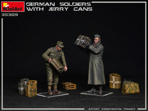 MiniArt 35286 GERMAN SOLDIERS WITH JERRY CANS 1/35 – zdjęcie 4