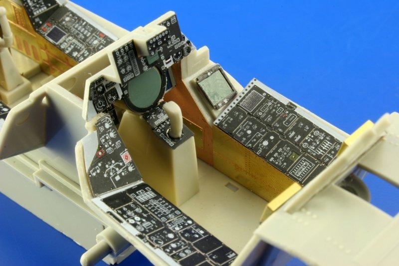 Eduard 32529 F-14A interior 1/32 Tamiya – zdjęcie 7