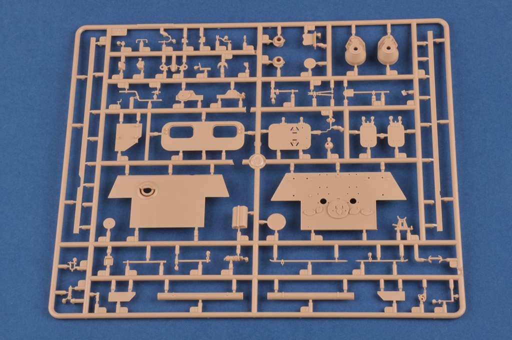 Hobby Boss 84551 German Sd.Kfz.171 Panther Ausf.G - Early Version 1/35 – image 5