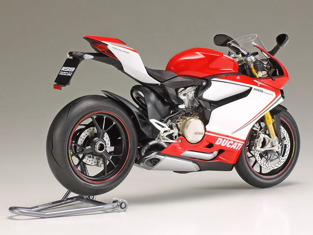 Tamiya 14132 Ducati 1199 Panigale S Tricolore 1/12 – zdjęcie 3
