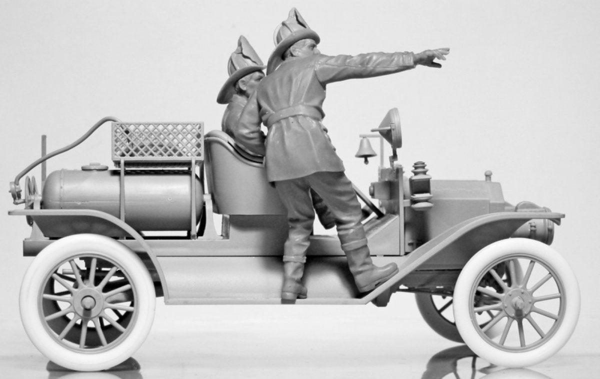 ICM 24017 Model T 1914 Fire Truck with Crew 1/24 – zdjęcie 13