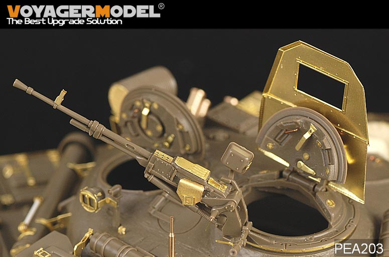 Maquette Voyager PEA203 T-72 russe moderne avec bouclier anti-fragments et mitrailleuse NSVT de 12,7 mm (pour tous) 1/35 – image 2