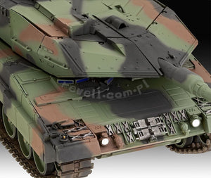 Revell 63342 Leopard 2 A6M+ Model Set 1/35 – image 3