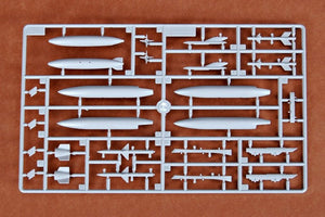 Trumpeter 01611 J-10 Fighter Aircraft 1/72 – image 4