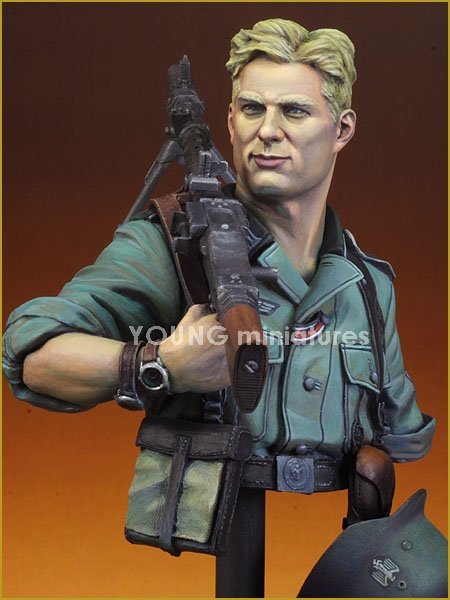 Young Miniatures YM1829 GERMANMG34 GUNNER 1941 1/10 – zdjęcie 4