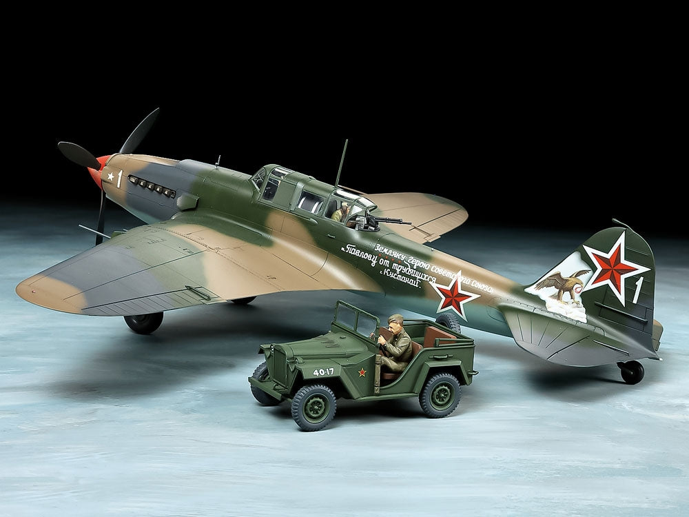 Tamiya 25212 Ilyushin IL-2 Shturmovik &amp;amp; GAZ-67B Set 1/48