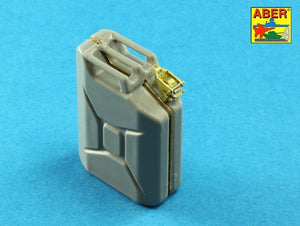 Aber 16158A German WW II 20L Jerry Can closings &amp;amp; 200L fuel drum covers (choice A) 1/16 – zdjęcie 11
