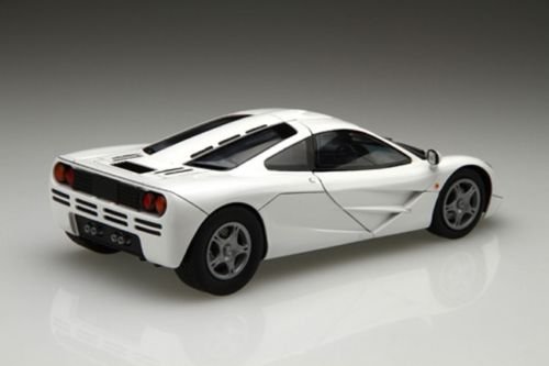 Fujimi 125732 Mclaren F1 1/24 – image 4