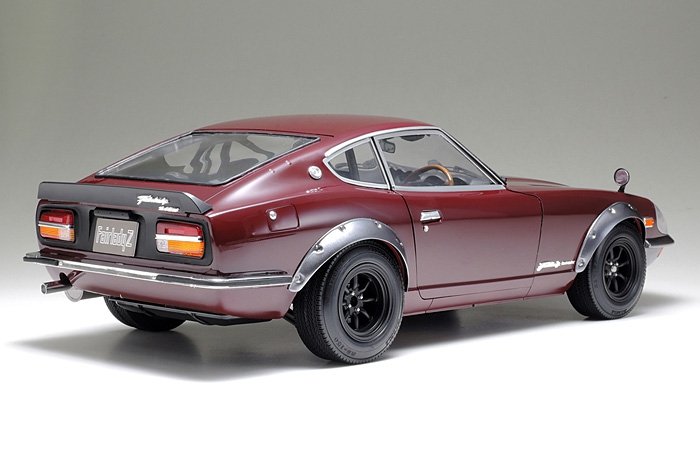 Tamiya 12051 Nissan Fairlady 240ZG Street Custom 1/12 – Bild 3