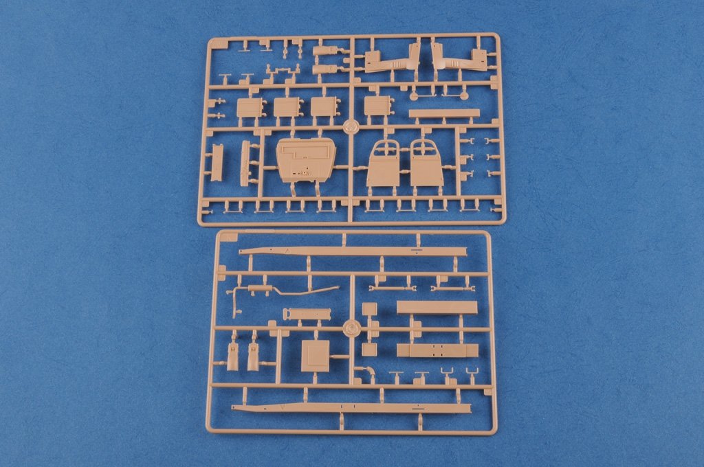 Hobby Boss 83831 US GMC CCKW-352 Steel Cargo Truck 1/35 – zdjęcie 10