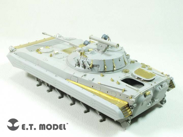 ET Model E35-262 Russian BMP-2 IFV (For TRUMPETER 05584) (1/35) – image 3