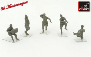 Armory Models F7221 Soviet soldiers at a party 1/72