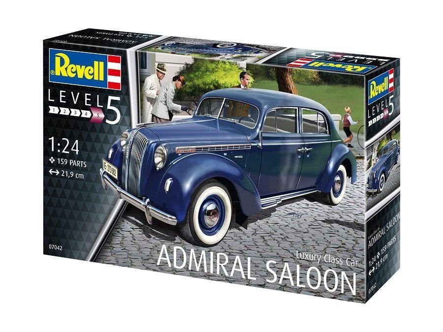 Revell 07042 Luxury Class Car Admiral Saloon 1/24