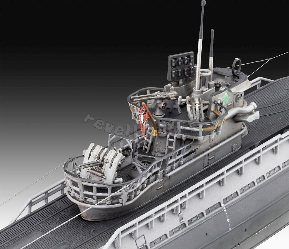 Revell 05167 German Submarine Type IX C/40 U190 1/144 – image 6