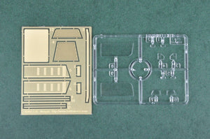 Hobby Boss 82467 Meng Shi 1.5 ton Military Light Utility Vehicle - Parade Versi (1/35) – image 6