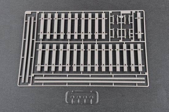 Trumpeter 00223 German Armored Train Panzertriebwagen Nr.16 – zdjęcie 4