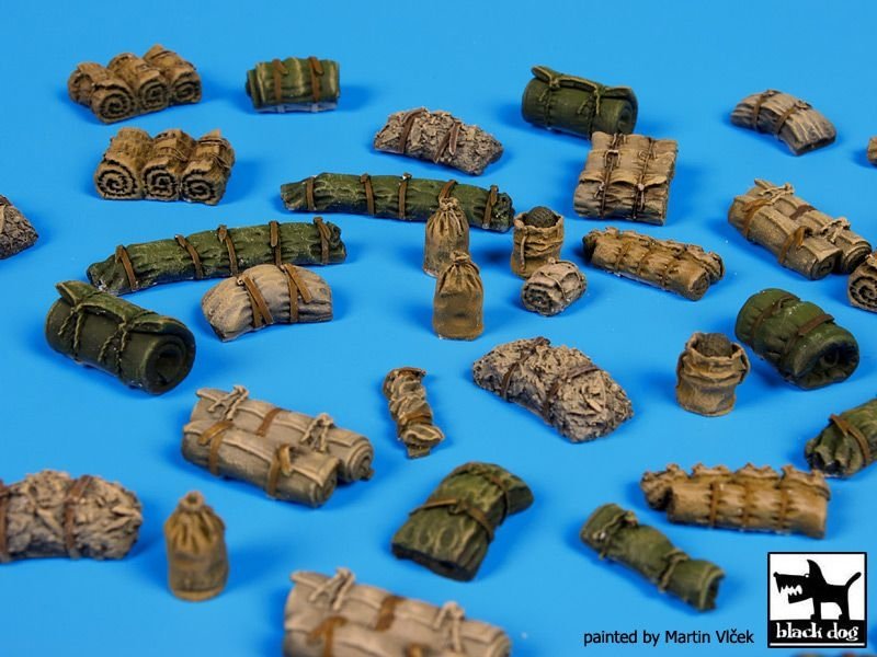 Black Dog T72055 Tentage plus bedrolls 1 accessories set 1/72 – image 3