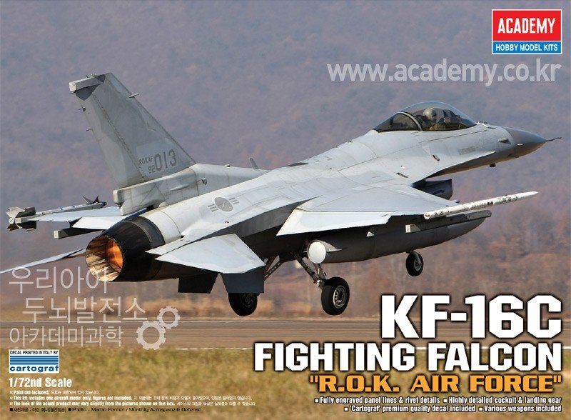 Academy 12418 KF-16C Fighting Falcon 1/72