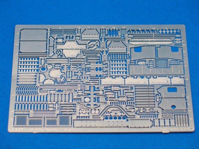 Aber 48037 Pz. Kpfw.III, Ausf.N (Sd.Kfz.141/2) Tamiya 1/48 – zdjęcie 4