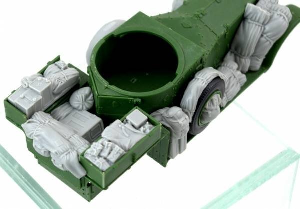 Panzer Art RE35-628 Stowage set for Rolls-Royce AC 1/35 – image 4